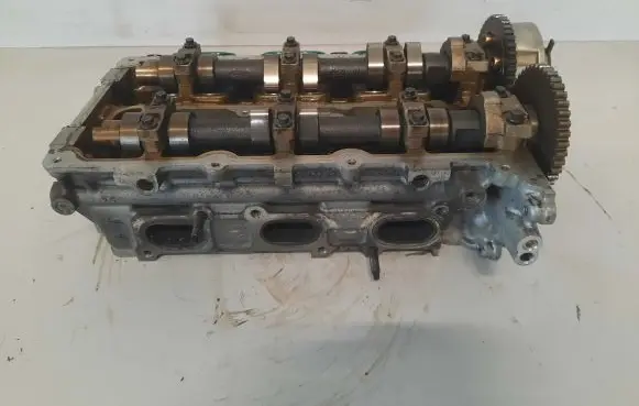 Jaguar X-Type Engine head 4X4E-6090