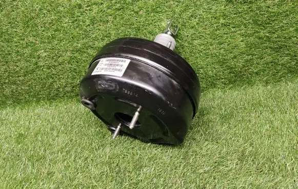 BMW 3 F30 F35 F31 Brake booster 6855846 29685584604 22203443748