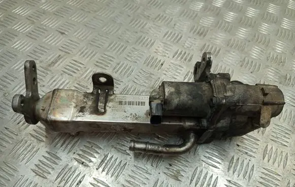 Volvo V70 EGR valve cooler 30637142