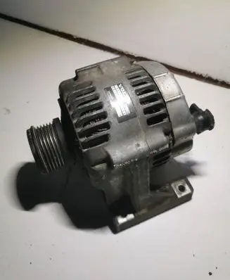 Volvo S40, V40 Generator/alternator 9472908 TN022110500