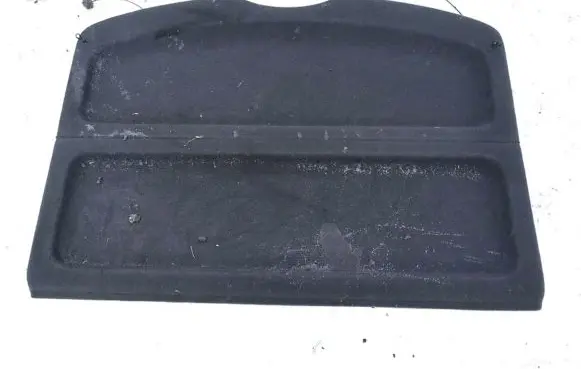 Parcel shelf