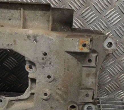 Audi A6 S6 C7 4G Gearbox mounting bracket 8K0399263BA
