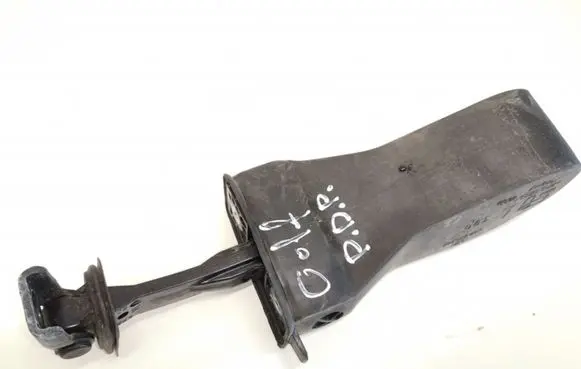 Volkswagen Golf VII Front door check strap stopper 5G0837267