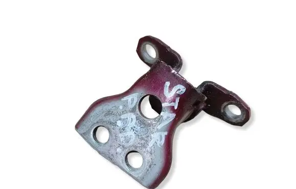 Mitsubishi Space Star Front door lower hinge 