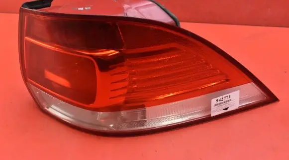 Volkswagen Golf V Rear/tail lights 1k9945096D