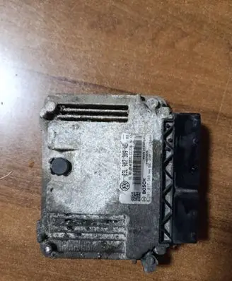 Volkswagen PASSAT B7 Engine control unit/module 03L907309AE 0281017946