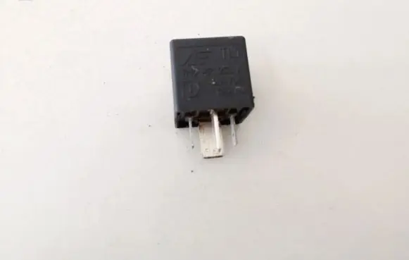 Skoda Octavia Mk2 (1Z) Other relay 7m0951253a