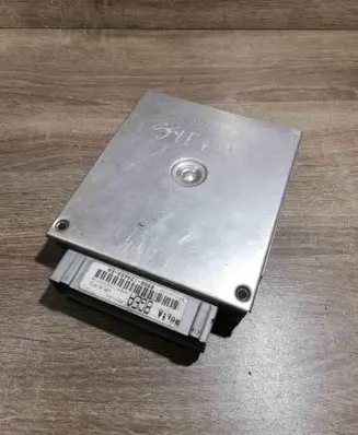 Ford Sierra Engine control unit/module ECU 88GB12A650EA 8GEA