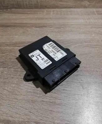 Opel Vectra B Door control unit/module 13193371 76HE8M