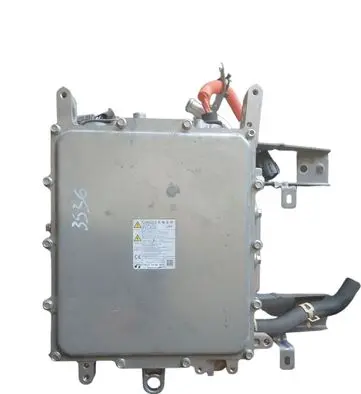 Mitsubishi Outlander Battery charger (optional) W005T70271