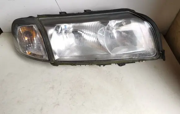 Volvo S80 Headlight/headlamp 8620890
