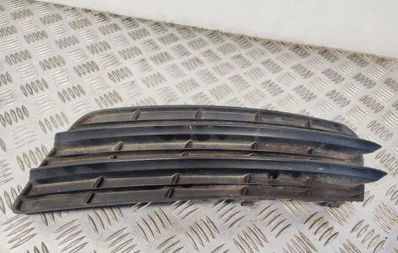 Audi A7 S7 4G Front bumper lower grill 4G8807151