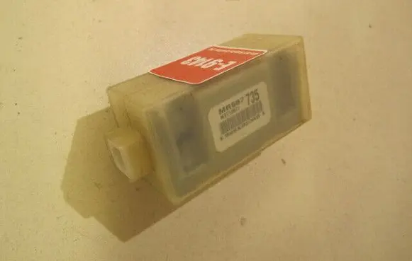 Mitsubishi Outlander Airbag deployment crash/impact sensor MR587735