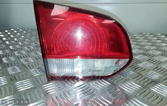 Volkswagen Golf VI Tailgate rear/tail lights 5K0945107