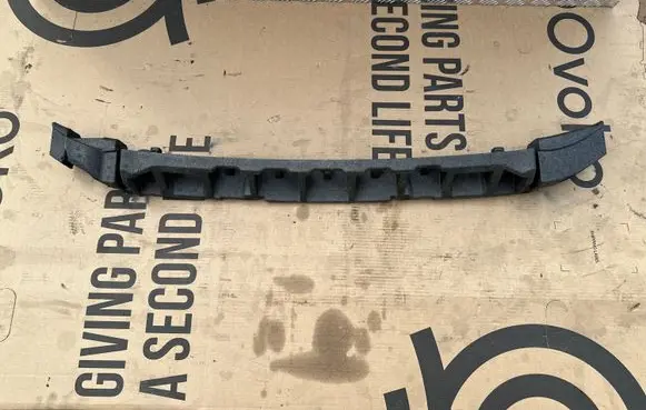 Volkswagen PASSAT B8 Front bumper foam support bar 3G0807251