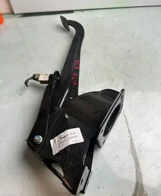 Mercedes-Benz Vito Viano W639 Brake pedal 03W50ZGS003