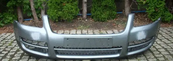 Volkswagen Touareg I Front bumper 