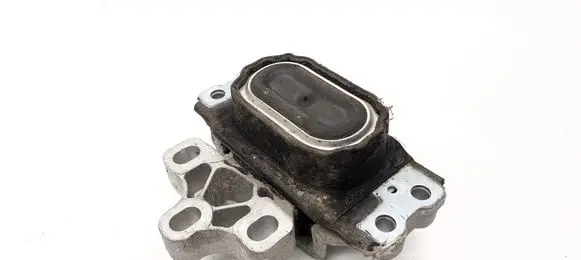 Audi Q3 8U 8J0199555