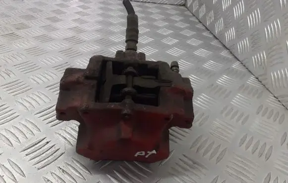 Mercedes-Benz E W210 Rear brake caliper