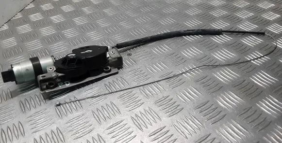 Volkswagen Touareg I Seat adjustment motor 8903100