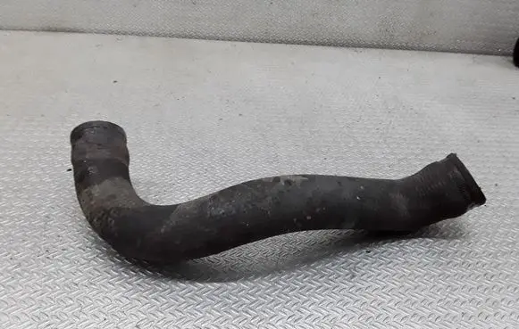 BMW 5 E39 Engine coolant pipe/hose