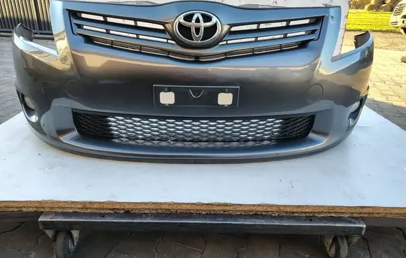 Toyota Auris 150 Front bumper