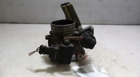 Renault Megane I Throttle body valve 