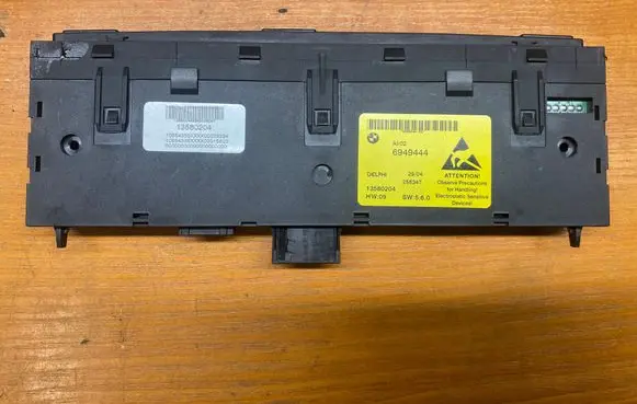 BMW 5 E60 E61 Seat heating switch 6949444 256347 13580204