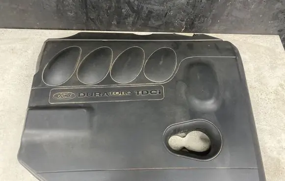 Ford Mondeo MK IV Engine cover (trim)
