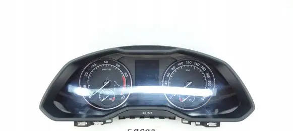 Skoda Superb B8 (3V) Speedometer (instrument cluster) 3V0920750A