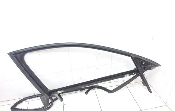 Audi A6 S6 C6 4F Front door window/glass frame 4F0837630