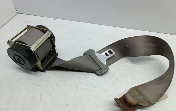 Mazda 3 I Rear seatbelt 602499600 6032797