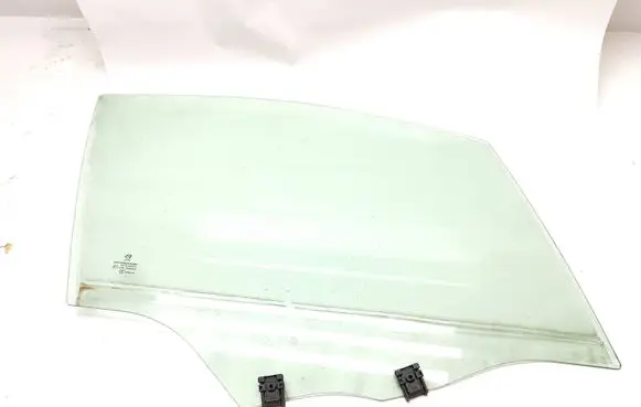 Peugeot 208 Front door window glass four-door 43R000464 DOT39AS2M33