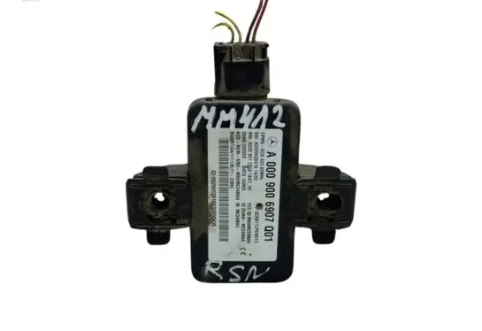 Mercedes-Benz C W205 Tire pressure control unit A0009006907