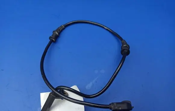 Mercedes-Benz C W203 ABS brake wheel speed sensor A2035400117 2391Q03 A0015429118