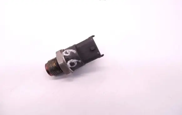 Volvo S60 Fuel pressure sensor 0281002612 D66