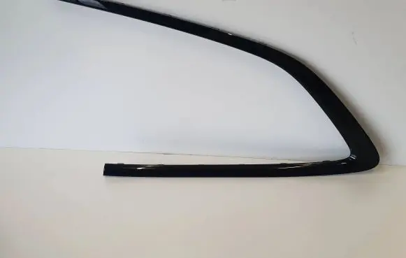 BMW 3 G20 G21 Rear side glass trim 7470033