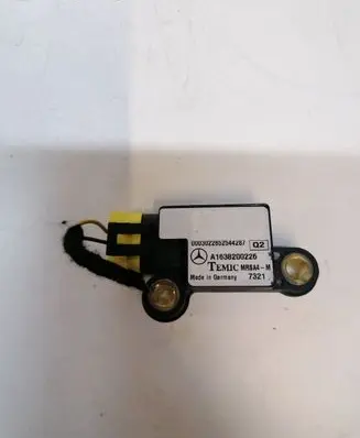 Mercedes-Benz ML W163 Airbag deployment crash/impact sensor A1638200226