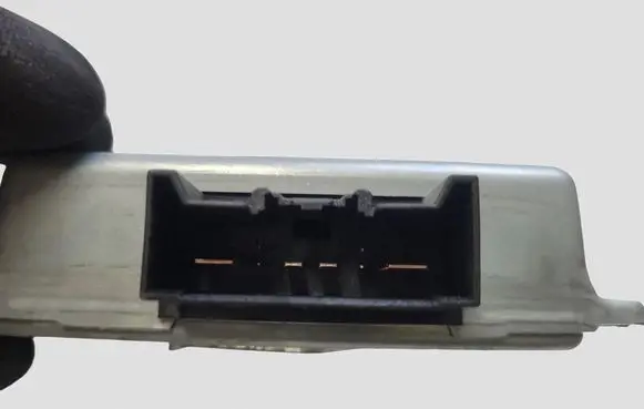 Ford Focus Voltage converter/converter module BV6T14B526BC 0199DC1026