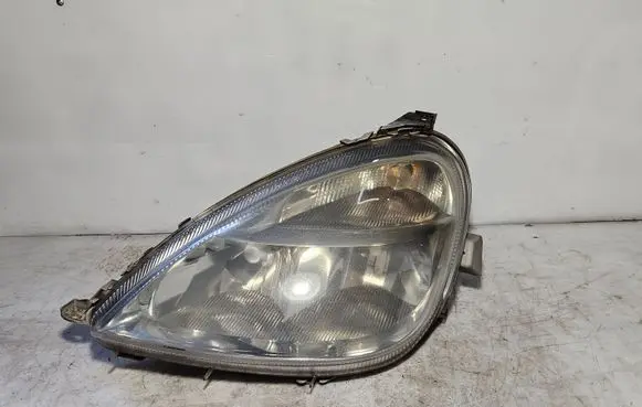 Mercedes-Benz A W168 Headlight/headlamp A1688201761