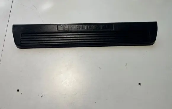 Mitsubishi Pajero Trim molding 9412042MR 9412042