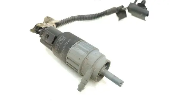 Ford Focus Windscreen/windshield washer pump 6M2113K082AB DV6TF221050 DV6TF221050BAA