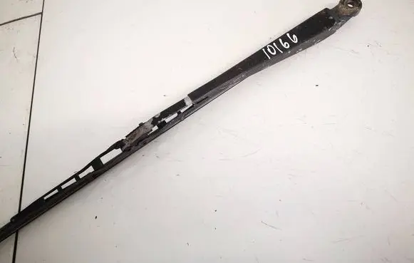 Volkswagen PASSAT B3 Rear wiper blade arm 