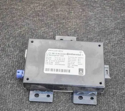 Mercedes-Benz C W204 Bluetooth control unit module A1729021404 A1729001906