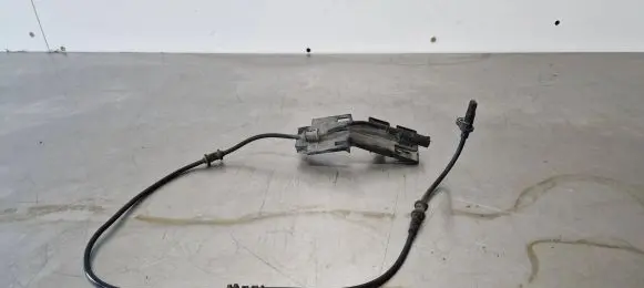 Mercedes-Benz B W246 W242 ABS brake wheel speed sensor A2465402510