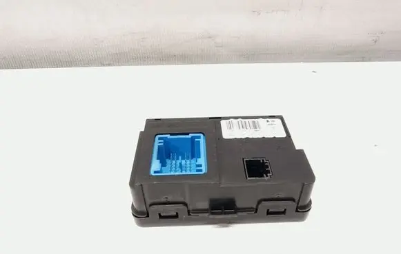 Peugeot 5008 II Other control units/modules 9811039280 1636996380
