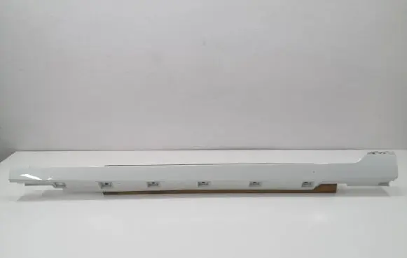 Volkswagen PASSAT B8 Sill 3G0853857F