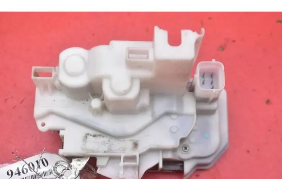 Fiat Fiorino Front door lock 1365229080