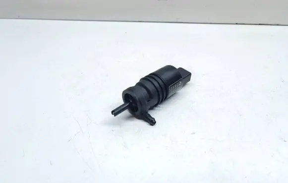 BMW 3 F30 F35 F31 Windscreen/windshield washer pump 7302588