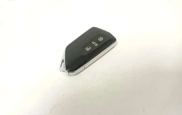 Volkswagen Golf VIII Ignition key/card 